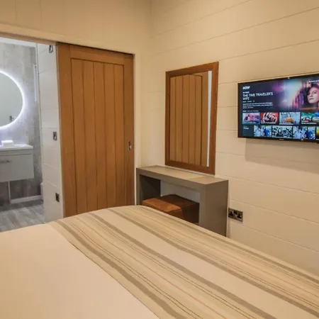 Lodge 3 Bed In Oc-m32818